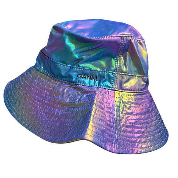 Ganni Quilted Recycled  Tech Bucket Hat - Picture 1 of 7